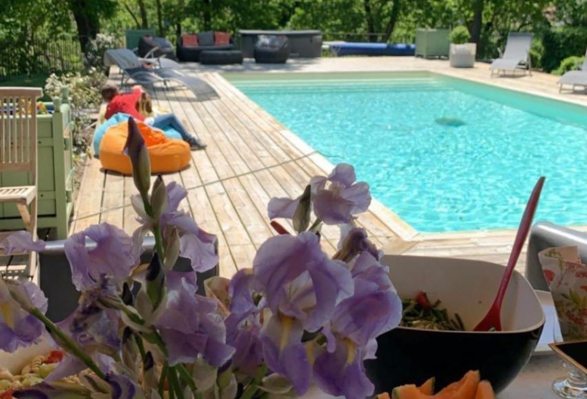 L'Orangerie Bed and Breakfast Neufchâteau Exteriör bild