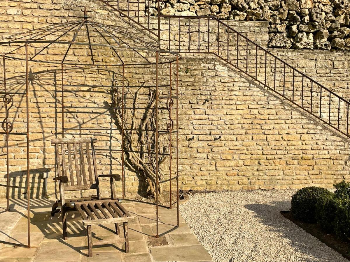 L'Orangerie Bed and Breakfast Neufchâteau Exteriör bild